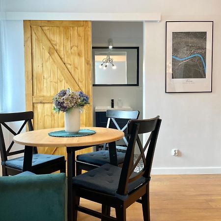 Apartament Przystanek Torun Bagian luar foto