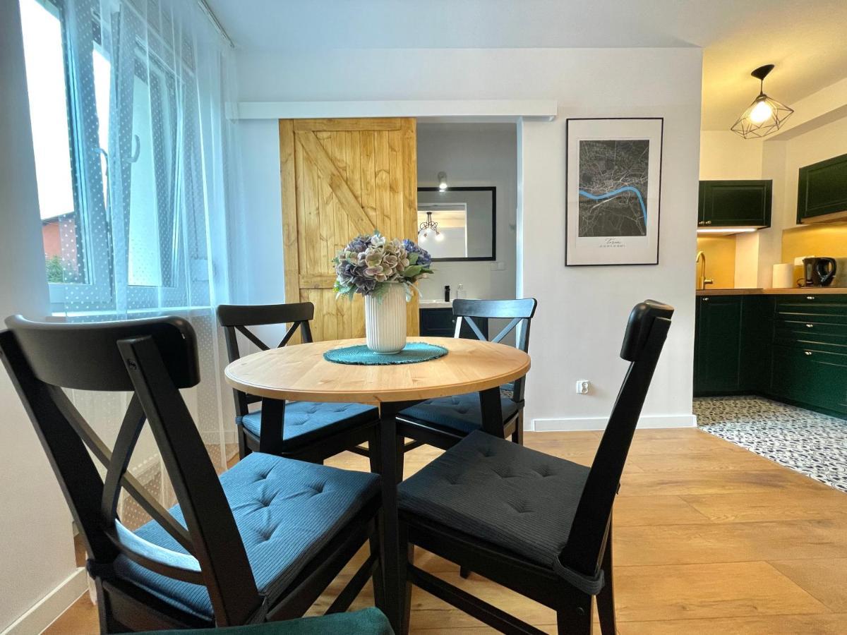 Apartament Przystanek Torun Bagian luar foto